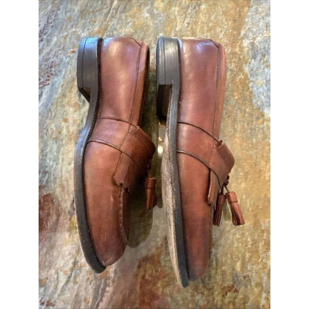 Mens Allen Edmonds “Newport” Size 9D Made In USA